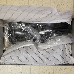 Black men's size 9 nunn bush penny loafers